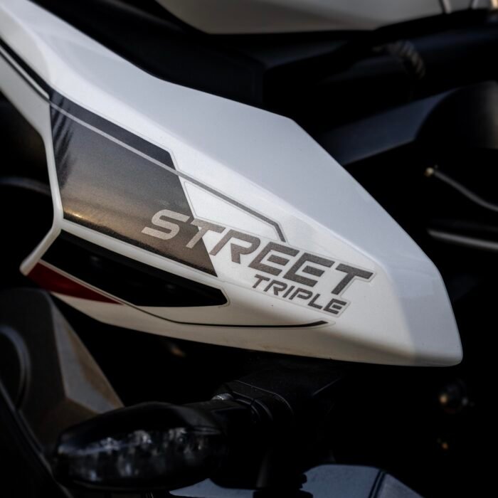 Triumph Street Triple R - Image 7