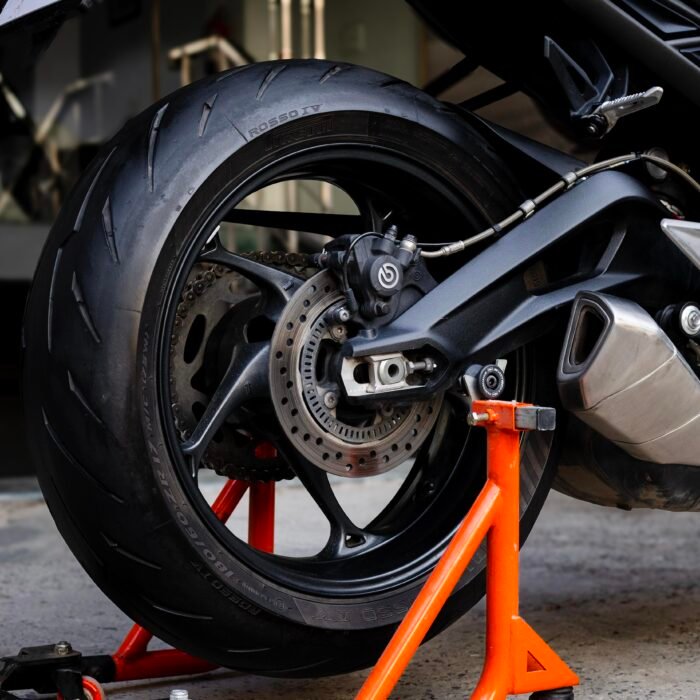 Triumph Street Triple R - Image 13