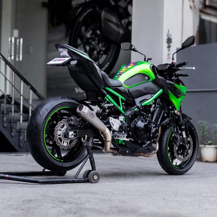 Kawasaki Z900 - Image 27