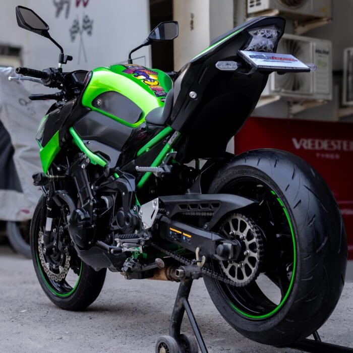 Kawasaki Z900 - Image 9