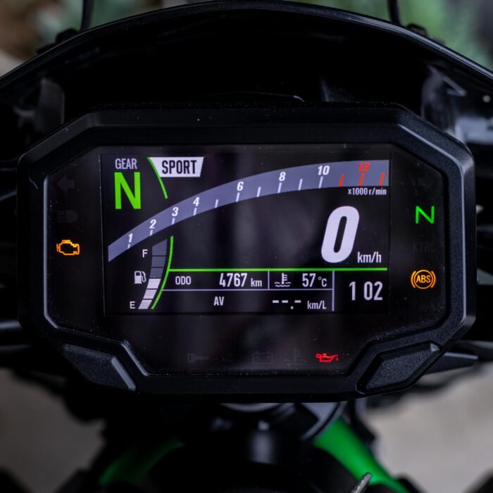 Kawasaki Z900 - Image 2