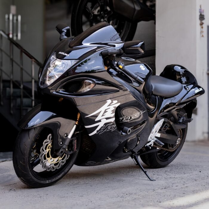 Suzuki Hayabusa GSX 1300 R - Image 10