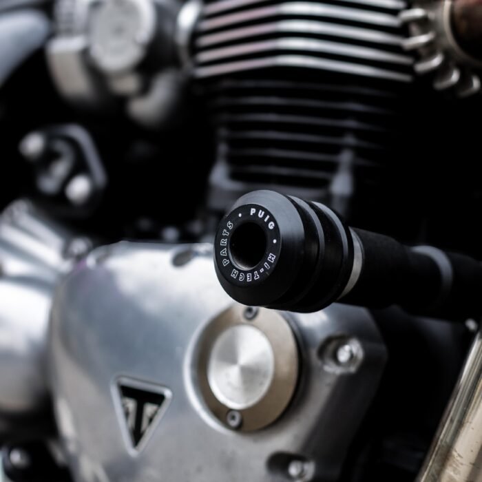Triumph Bonneville Bobber - Image 20