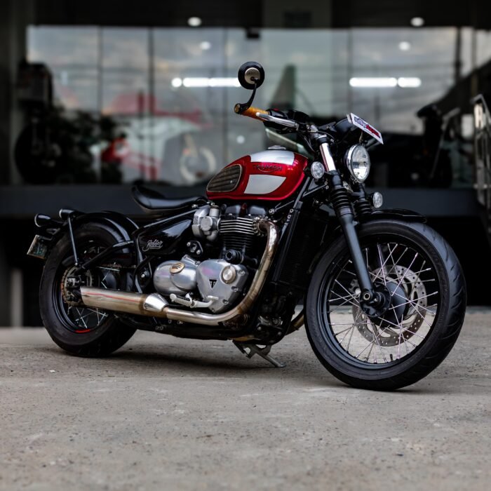 Triumph Bonneville Bobber - Image 14