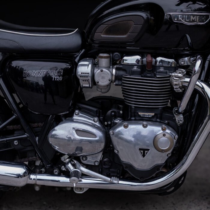 Triumph Bonneville T120 - Image 11