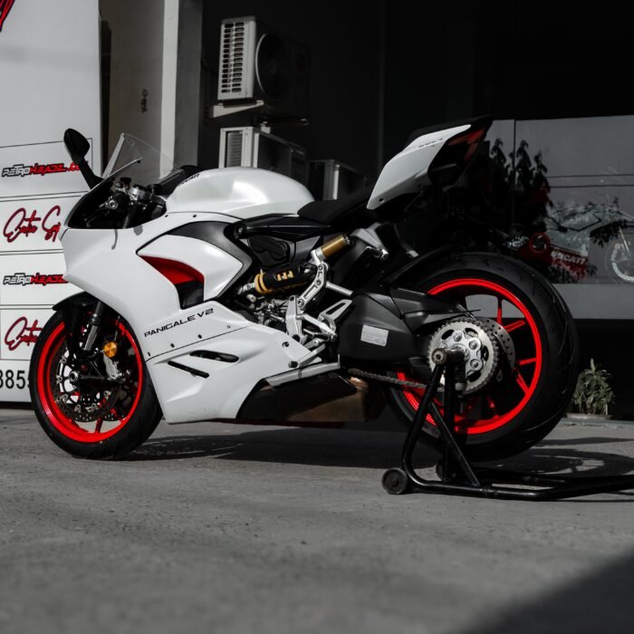 Ducati Panigale V2