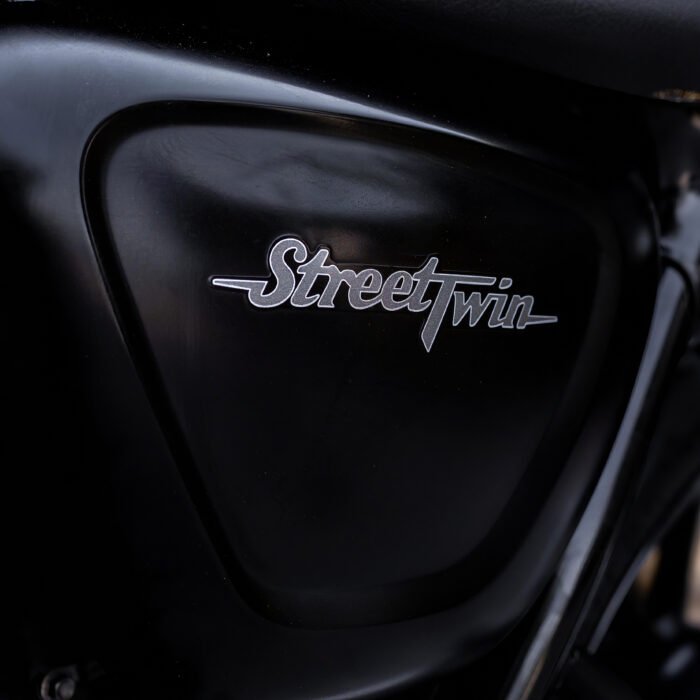 Triumph Street Twin 900 - Image 22
