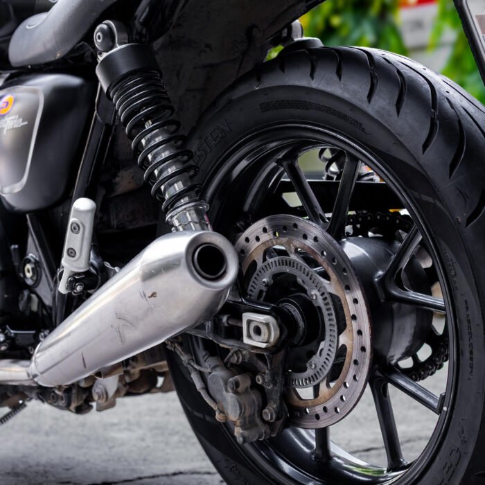 Triumph Street Twin 900 - Image 19