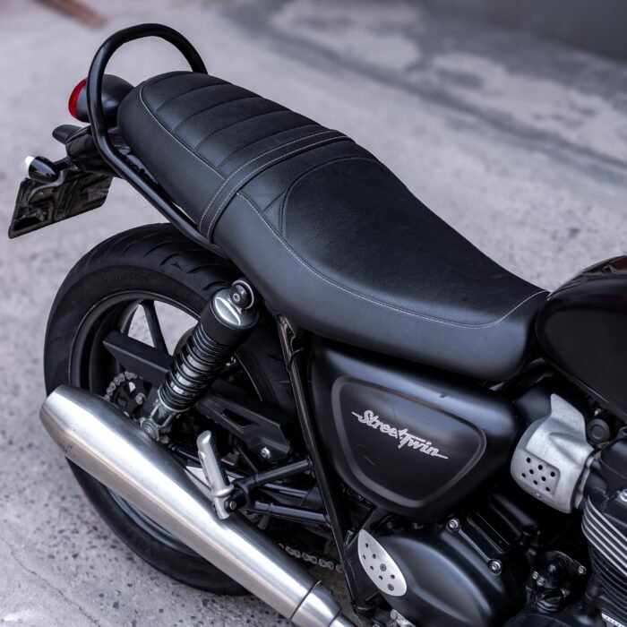 Triumph Street Twin 900 - Image 14