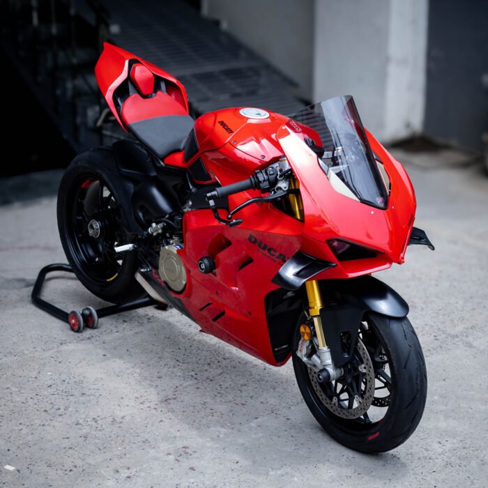 Ducati Panigale V4S - Image 24
