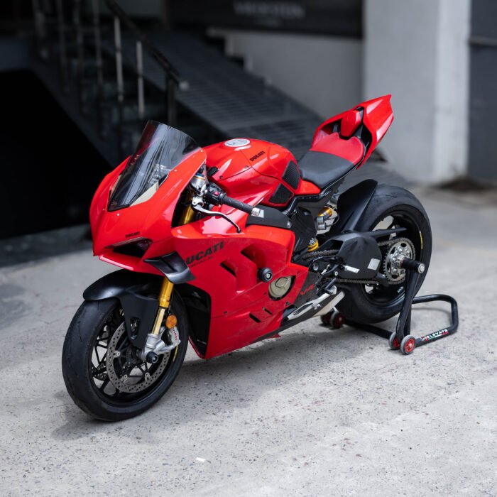 Ducati Panigale V4S - Image 23