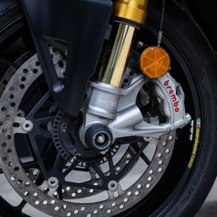 Ducati Panigale V4S - Image 21
