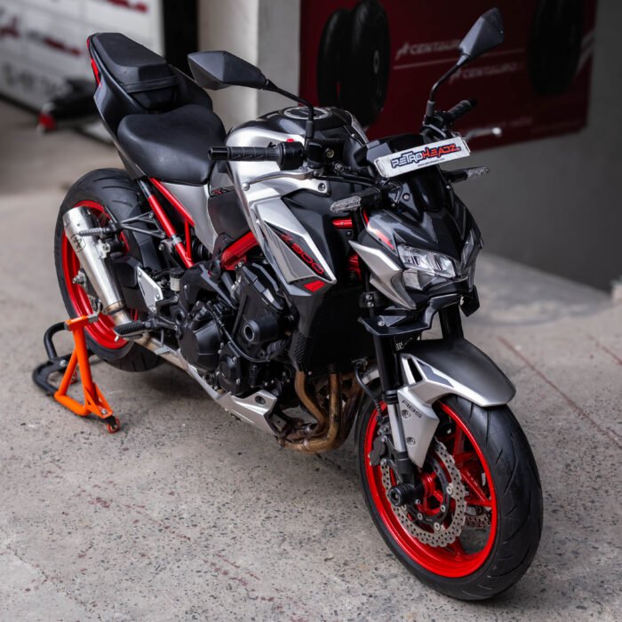 Kawasaki Z900 - Image 28