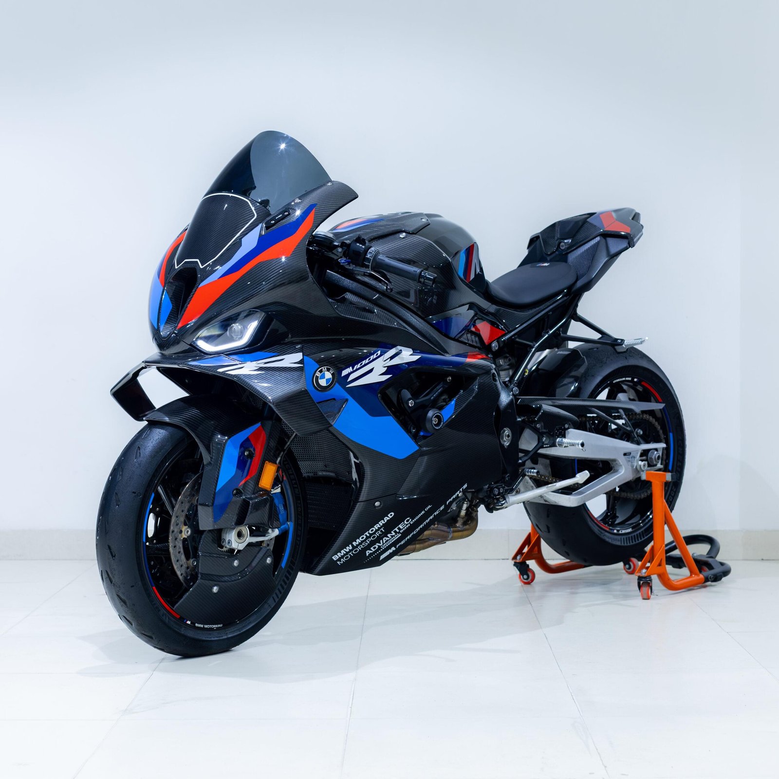 BMW M1000RR COMPETITION - Image 11
